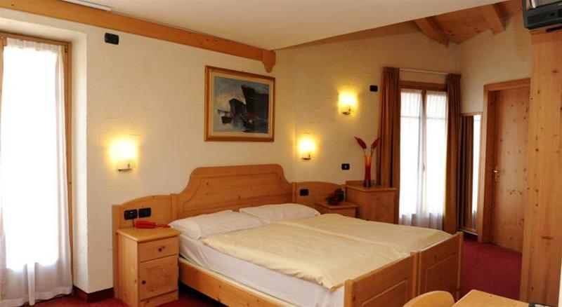 Hotel Helvetia 리비뇨 외부 사진