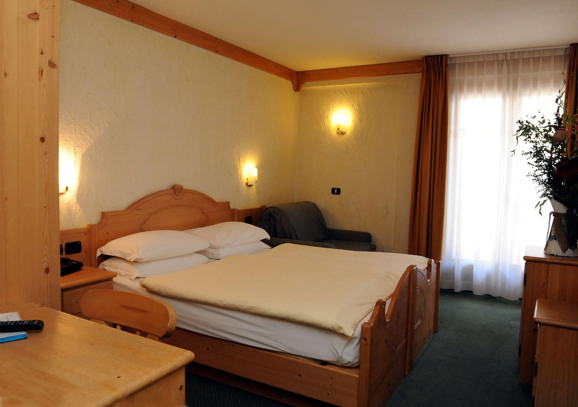 Hotel Helvetia 리비뇨 외부 사진