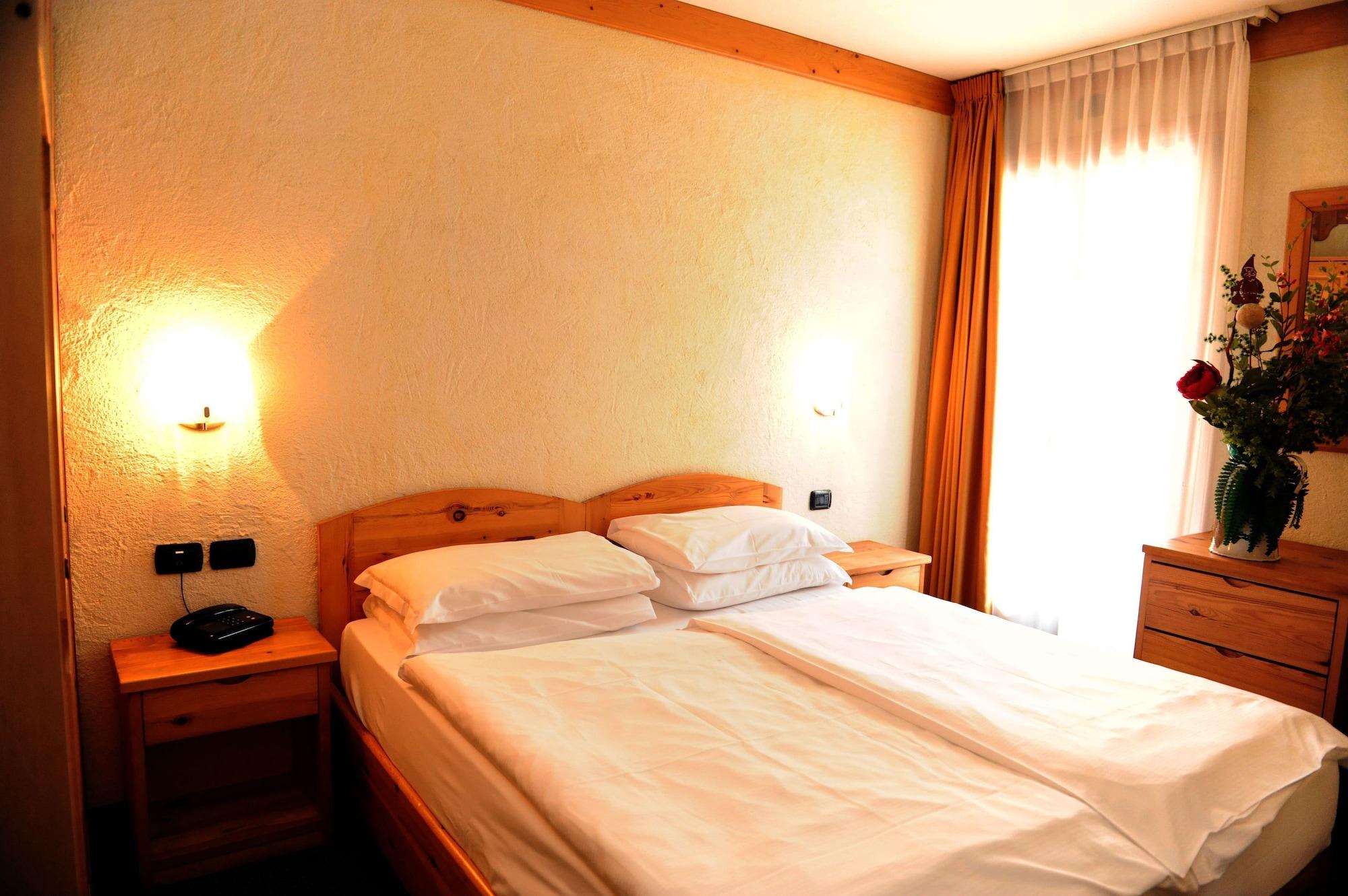 Hotel Helvetia 리비뇨 외부 사진