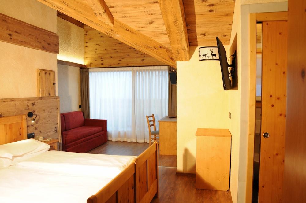 Hotel Helvetia 리비뇨 외부 사진