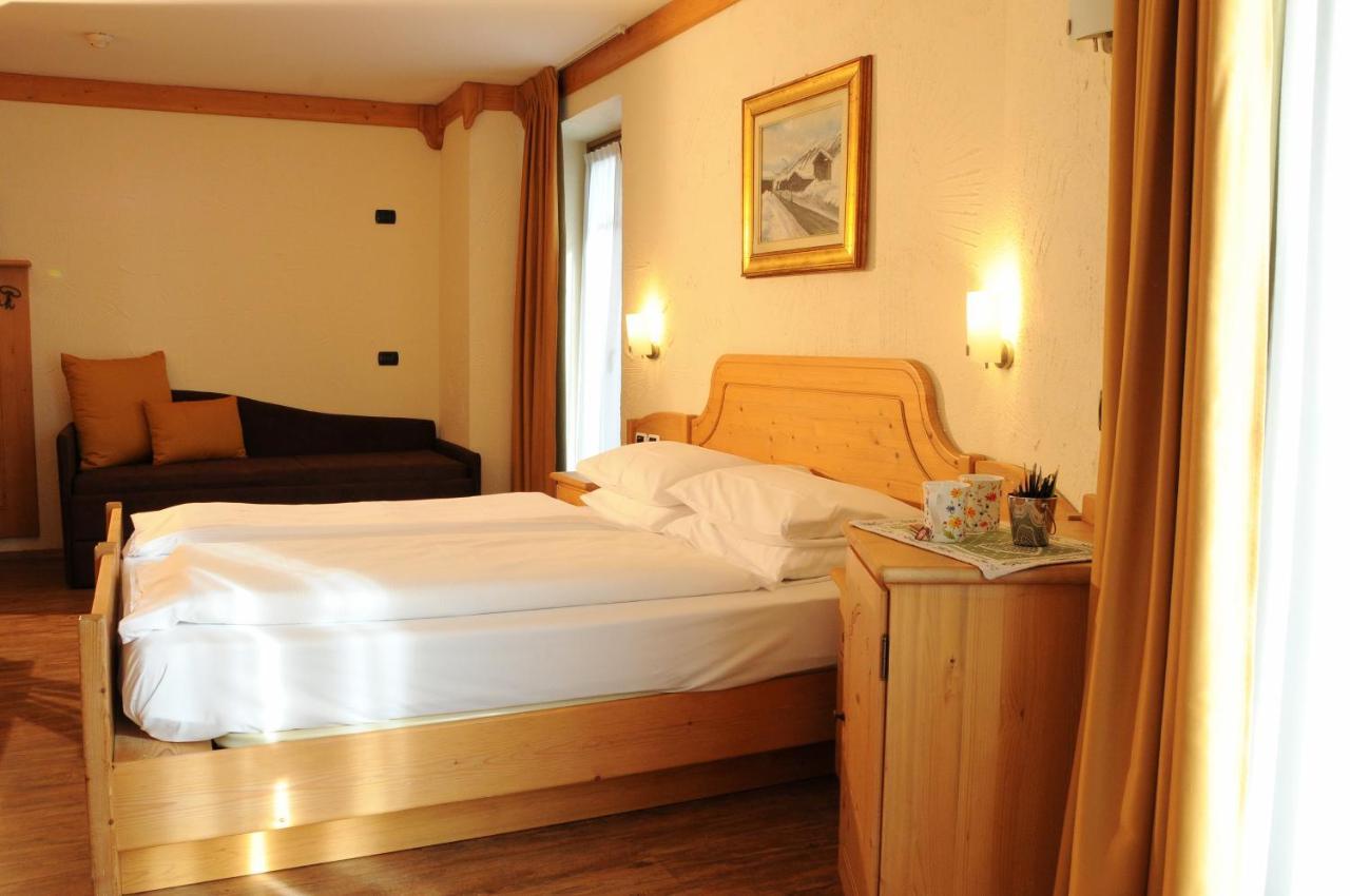 Hotel Helvetia 리비뇨 외부 사진