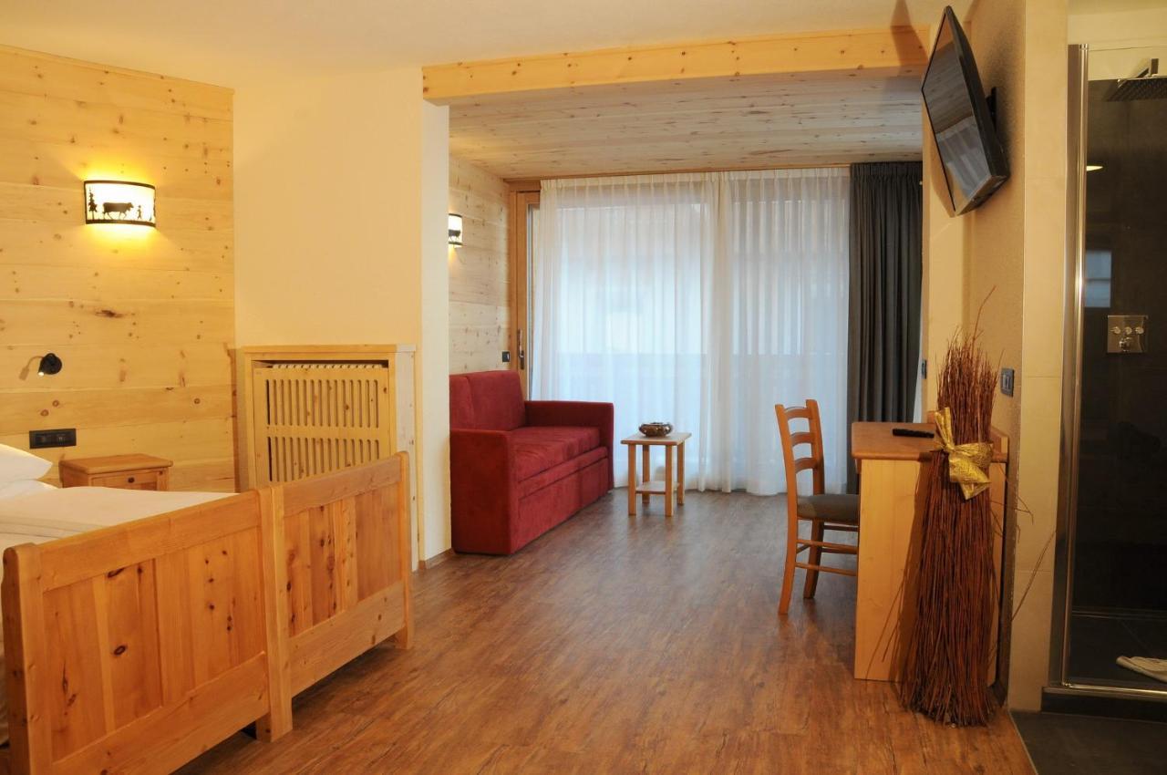 Hotel Helvetia 리비뇨 외부 사진