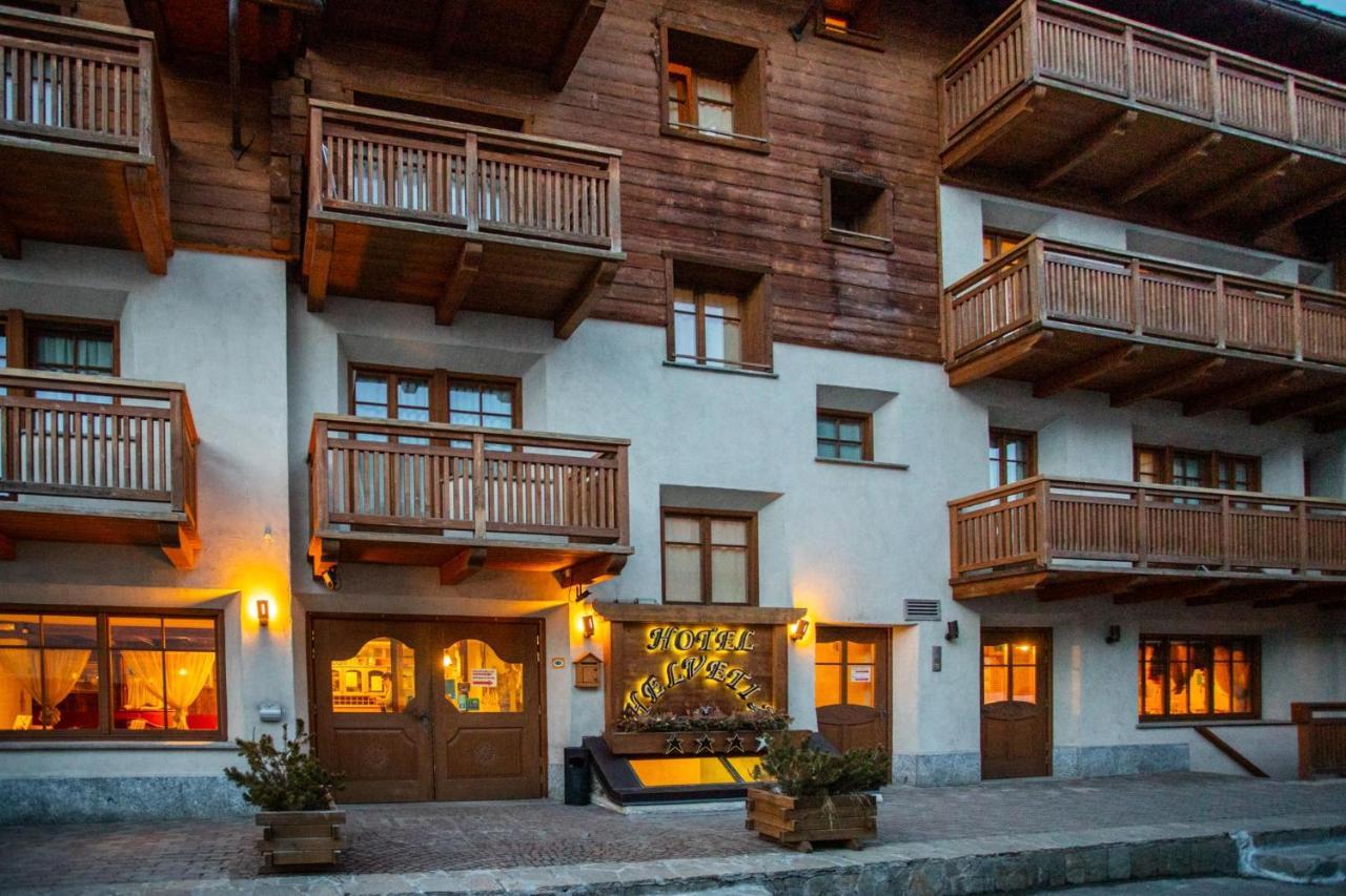 Hotel Helvetia 리비뇨 외부 사진