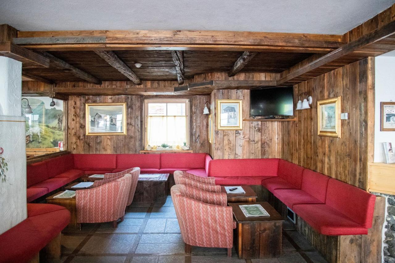 Hotel Helvetia 리비뇨 외부 사진